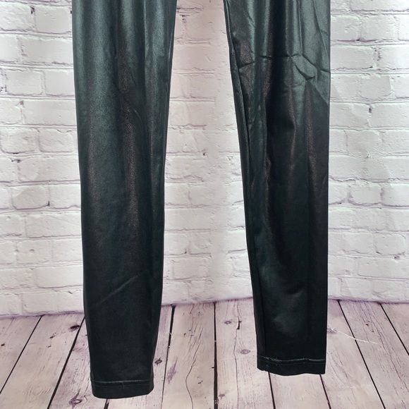 Liquid sexy black Leggings stretchy small elastic waist - Picture 4 of 8